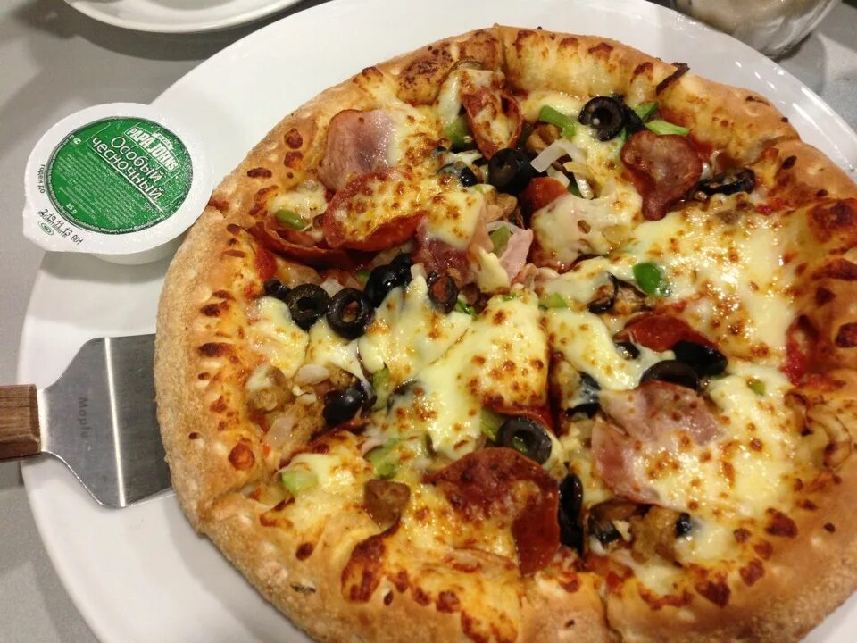 Папа джонс пепперони. Петербург папа пицца. Папа джонс санкт-петербург ленинский проспект. Папа джонс электросталь. Папа джонс васильевский остров.