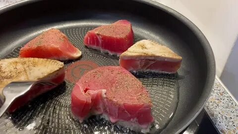 Как вкусно пожарить филе тунца