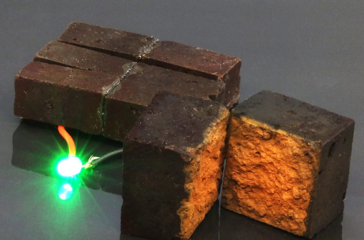 Превратил в кирпич. Умный кирпич. энергоэффективный кирпич. энергосберегающие кирпичи. кирпич энергия.