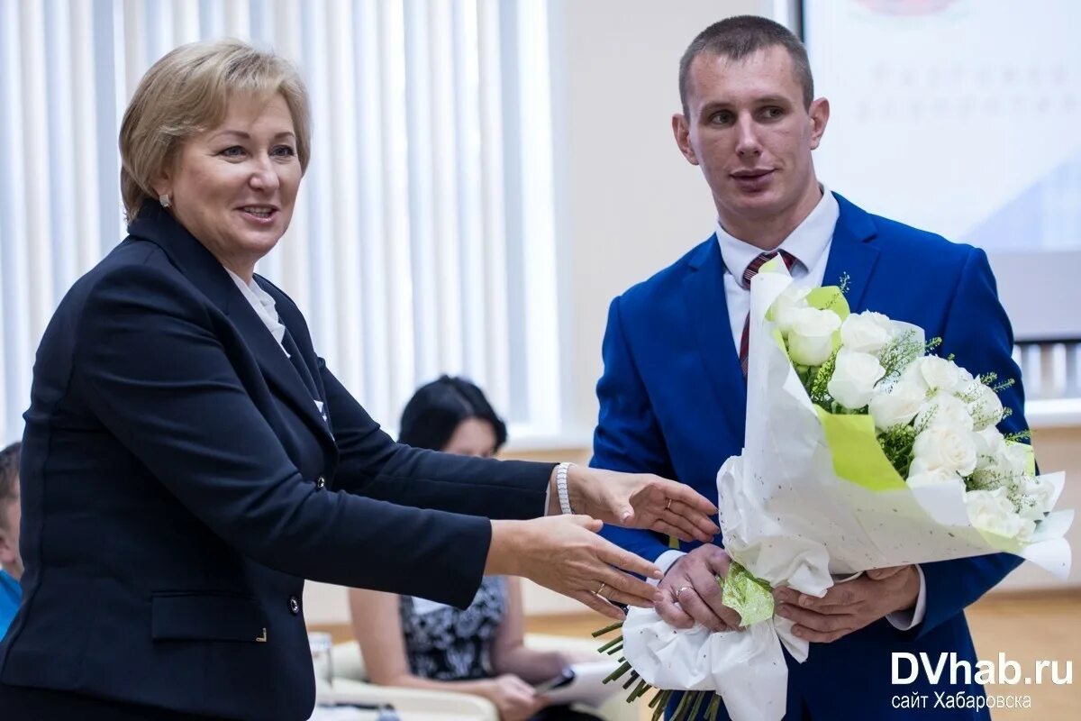 Министр образования Хабаровского края. Министерство образования Хабаровского. Фото министр образования Хабаровского края. Матвеева управление образования Хабаровского края. Сайт иро хабаровск