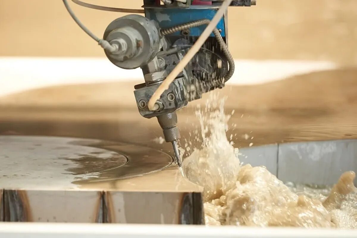 Резка давлением. Water jet 302025. water jet cutter. water jet италия. гидроабразивная резка древесины.