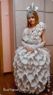 Платье из бумаги для девочки на конкурс