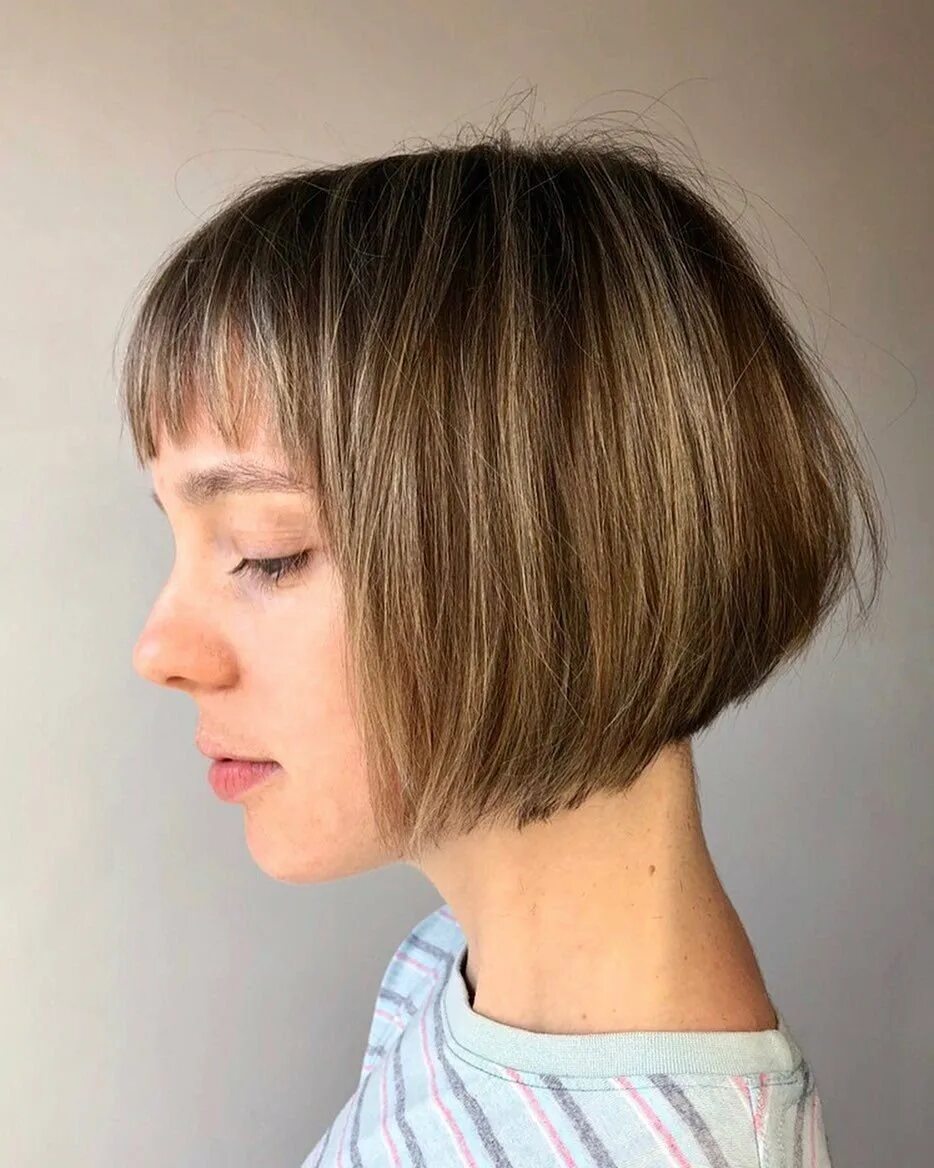 Текстурированный Боб стрижка. Micro Bob Haircut. Стрижка Боб Фрисселл. Медиум Боб стрижка. Мягкий боб стрижка фото 2024