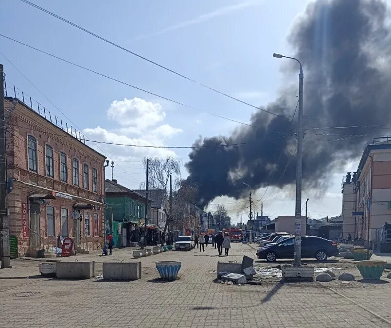 Пожар на большой покровской 46б. Новгород пожары. Пожар в нижнем новгороде сейчас. Пожар нижний новгород. Пожар в городе.