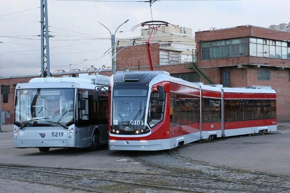 Электротранспорт троллейбус. Горэлектротранс Витязь. СТТП Горэлектротранс. Трамвай и троллейбус. Автобус и трамвай.