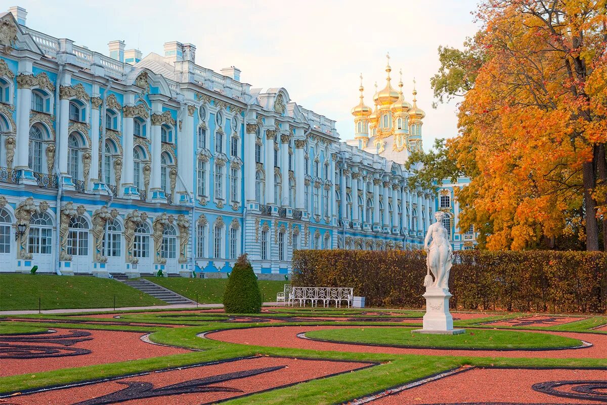 Писатели город пушкин. Царское село Санкт-Петербург Екатерининский дворец. Город Пушкин Екатерининский дворец. Екатерининский дворец в Царском селе. Царское село (музей-заповедник).