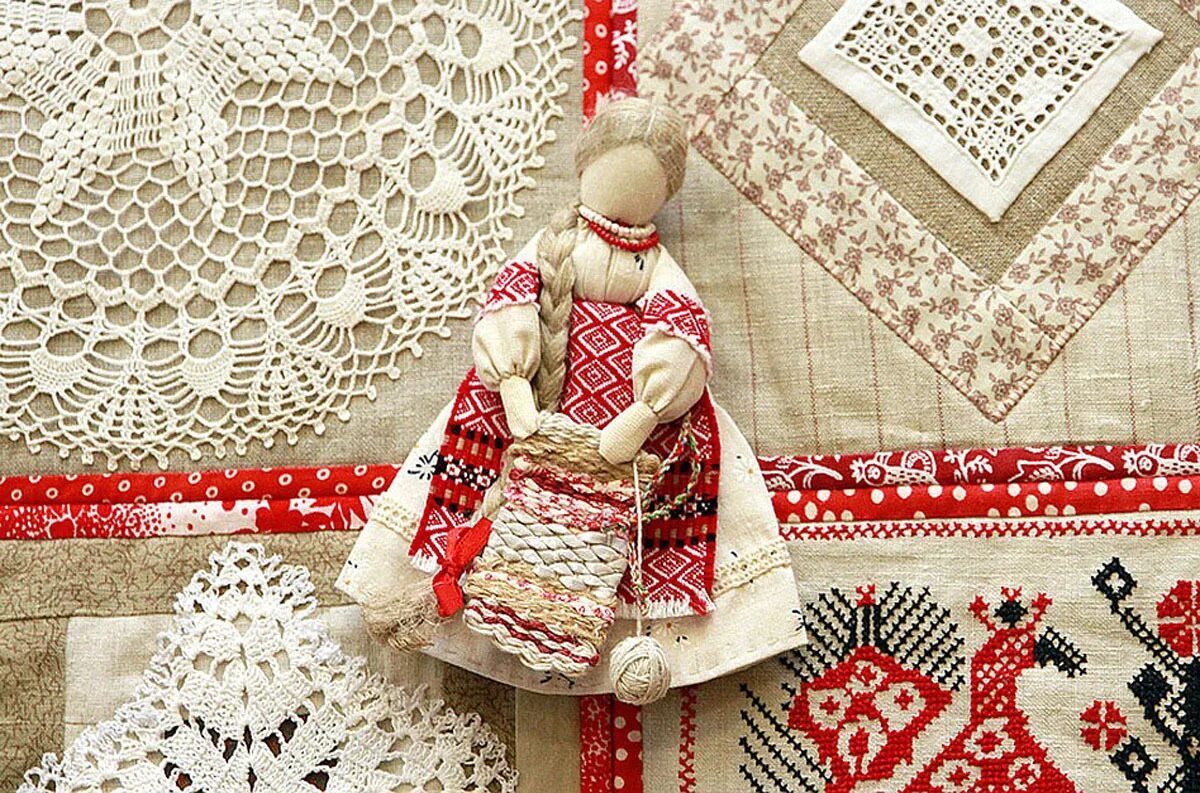 рукоделия беларусь. рукоделия беларусь. рукоделие шитье. русская игрушка травница кубышка. кукла кубышка травница.