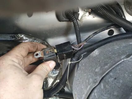 Реле газель где находятся