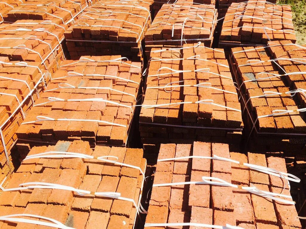 егорлыкский кирпичный завод. елизаветинский полуторный кирпич. кирпич строительный полусухого прессования. губский кирпичный завод. кирпичный завод краснодарский край.