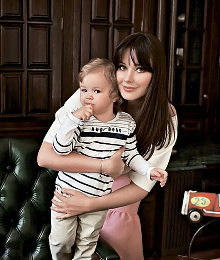 дети оксаны федоровой сейчас. оксана федорова с детьми 2020. дети оксаны федоровой сейчас. дети оксаны федоровой сейчас. оксана федорова дети.