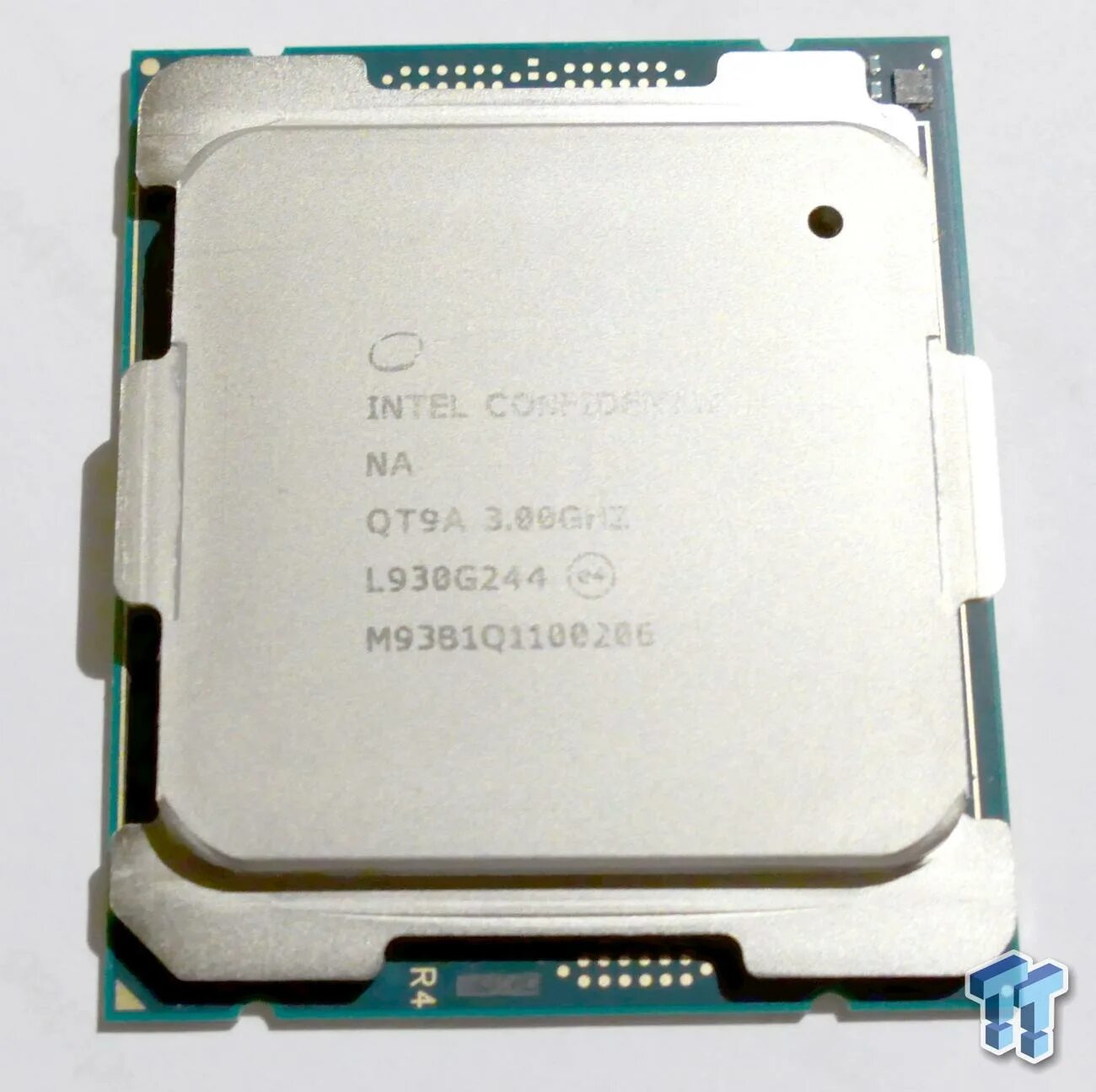 Intel core i9 10980xe. I9 10980xe. Core i9-10980xe. 10980xe. Intel 10980xe скальпирование.