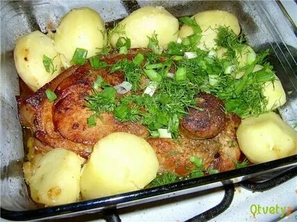 Картошка с окорочками в духовке фото