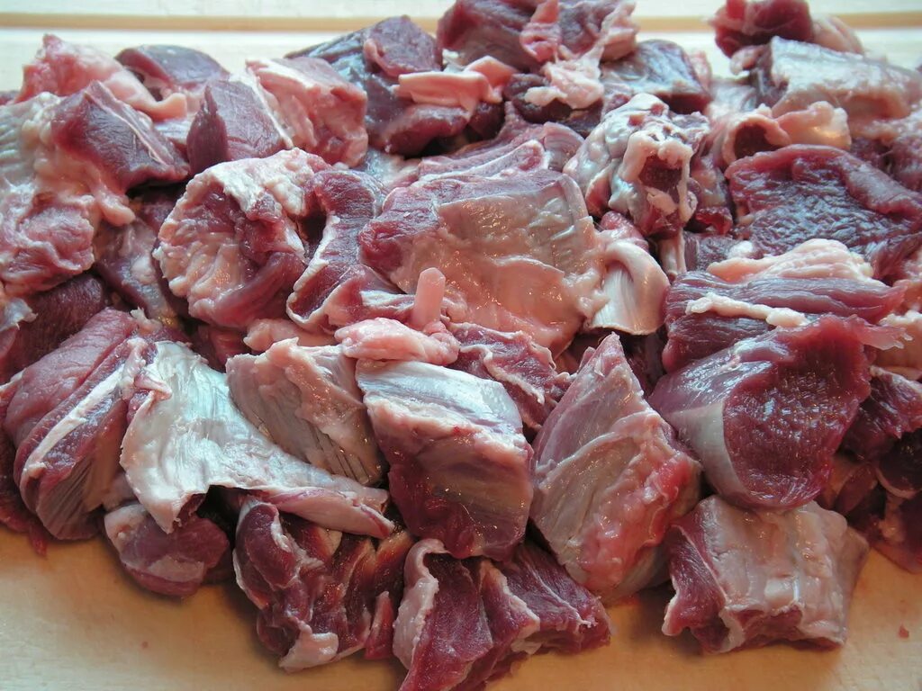 Приготовить говядину на сковороде мягкую и сочную. Говядина жареная кусочками. сколько жарить говядину чтобы она была мягкая.