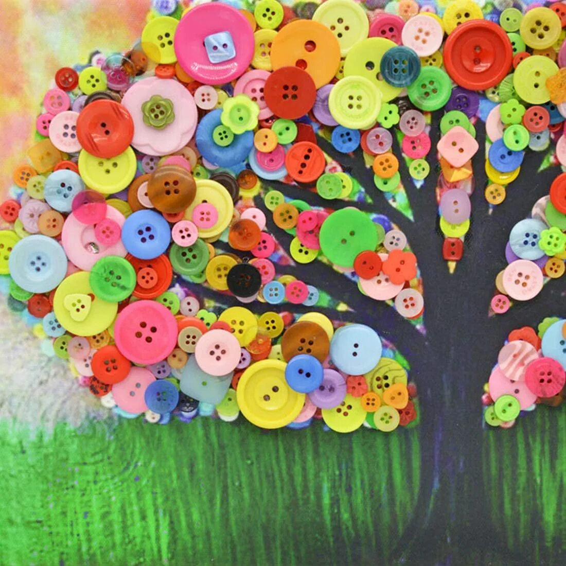 Панно из необычных материалов. Шедевры из пуговиц. Панно из пуговиц дерево. Декоративное панно из пуговиц. Поделки из пуговиц для детей.