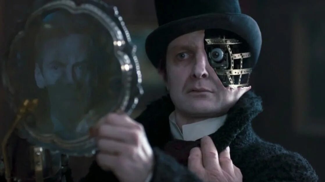 Peter is not a bad doctor. Deep breath doctor who. питер капальди доктор кто. заводной человек.