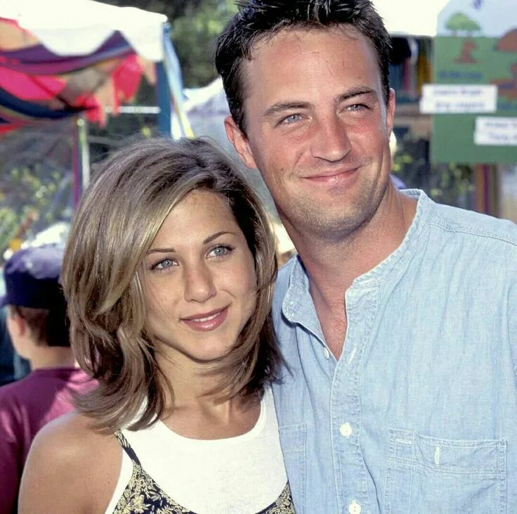 Мэттью перри энистон. Мэттью перри 2022. Мэттью перри энистон. Мэттью перри энистон. Мэттью перри энистон.