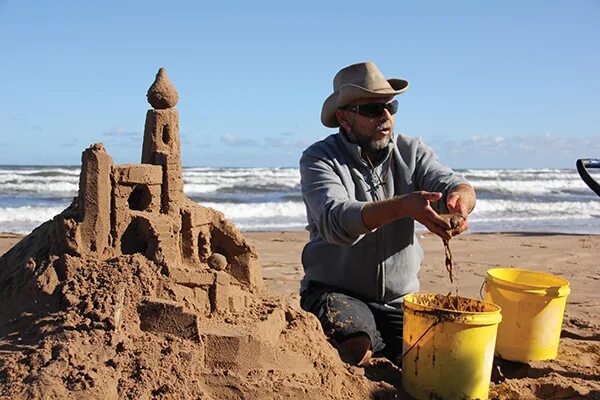 I making sandcastle. Build sandcastles. build a sandcastle. sandcastle cap. make a sandcastle.