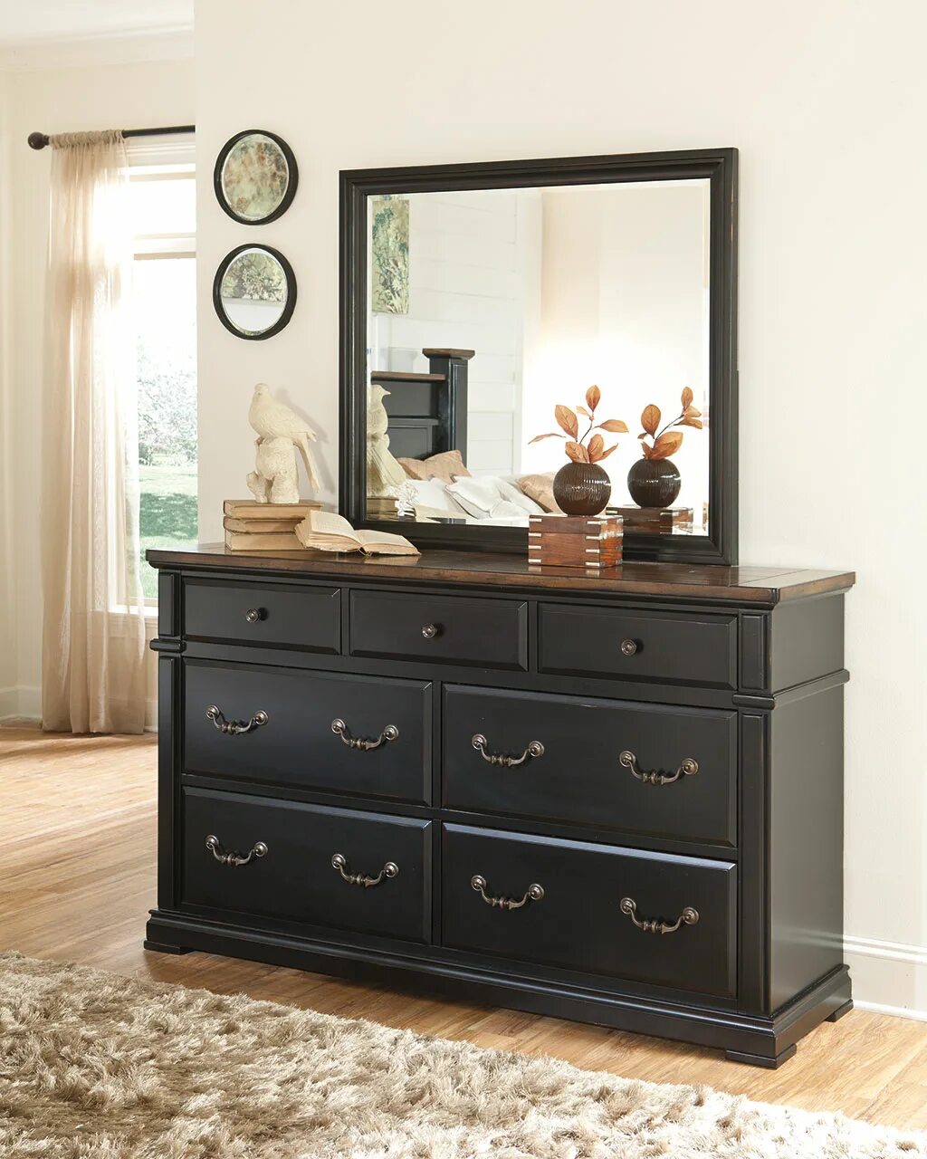 Комод с зеркалом Валенсия Dresser with Mirror c05 темный орех. Комод с зеркалом Честер. Зеркало над комодом. Зеркало над комодом в прихожей