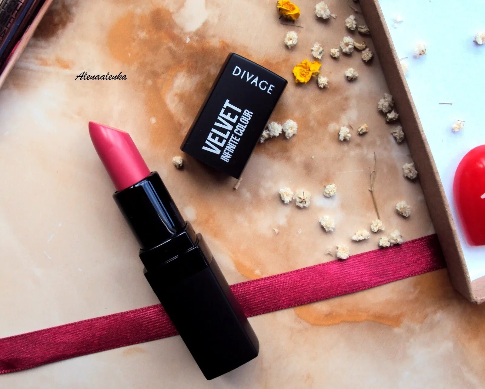 Divage matte lipstick. Помада divage velvet infinite colour. помада диваж вельвет 13. divage velvet infinite color 03. divage infinite color velvet 3.