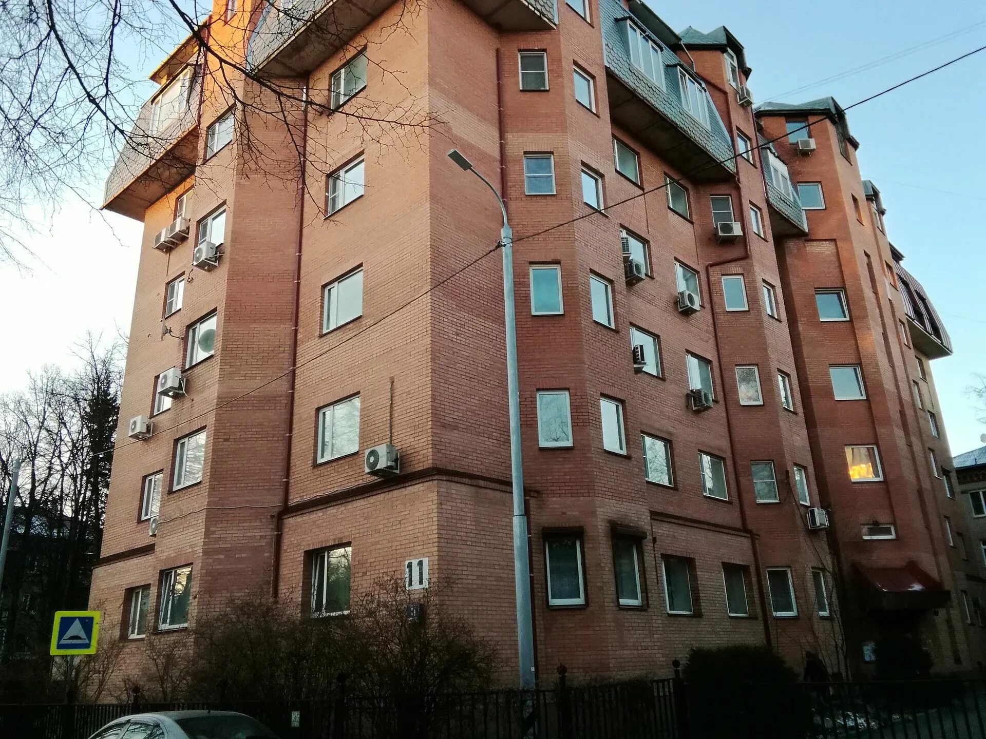 Моу сош 11 пос дружба. Рублево поселок, ул. Усово-тупик поселок, 11. Школа романцево подольский район. 11 поселок.