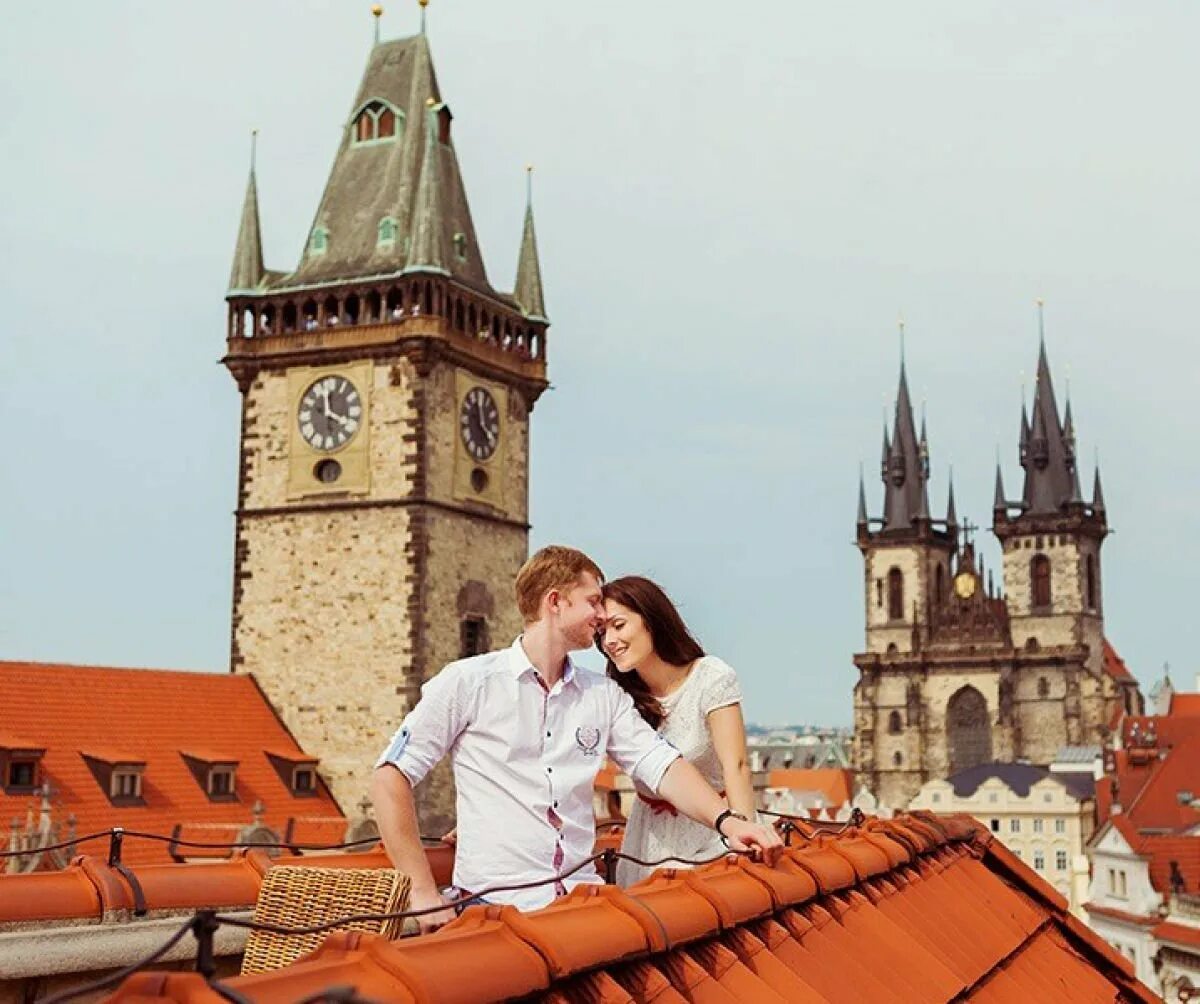 Семейные пары чехия. Прага туризм. Романтическая Прага. Фотосессия в Европе. Чехия путешествие.