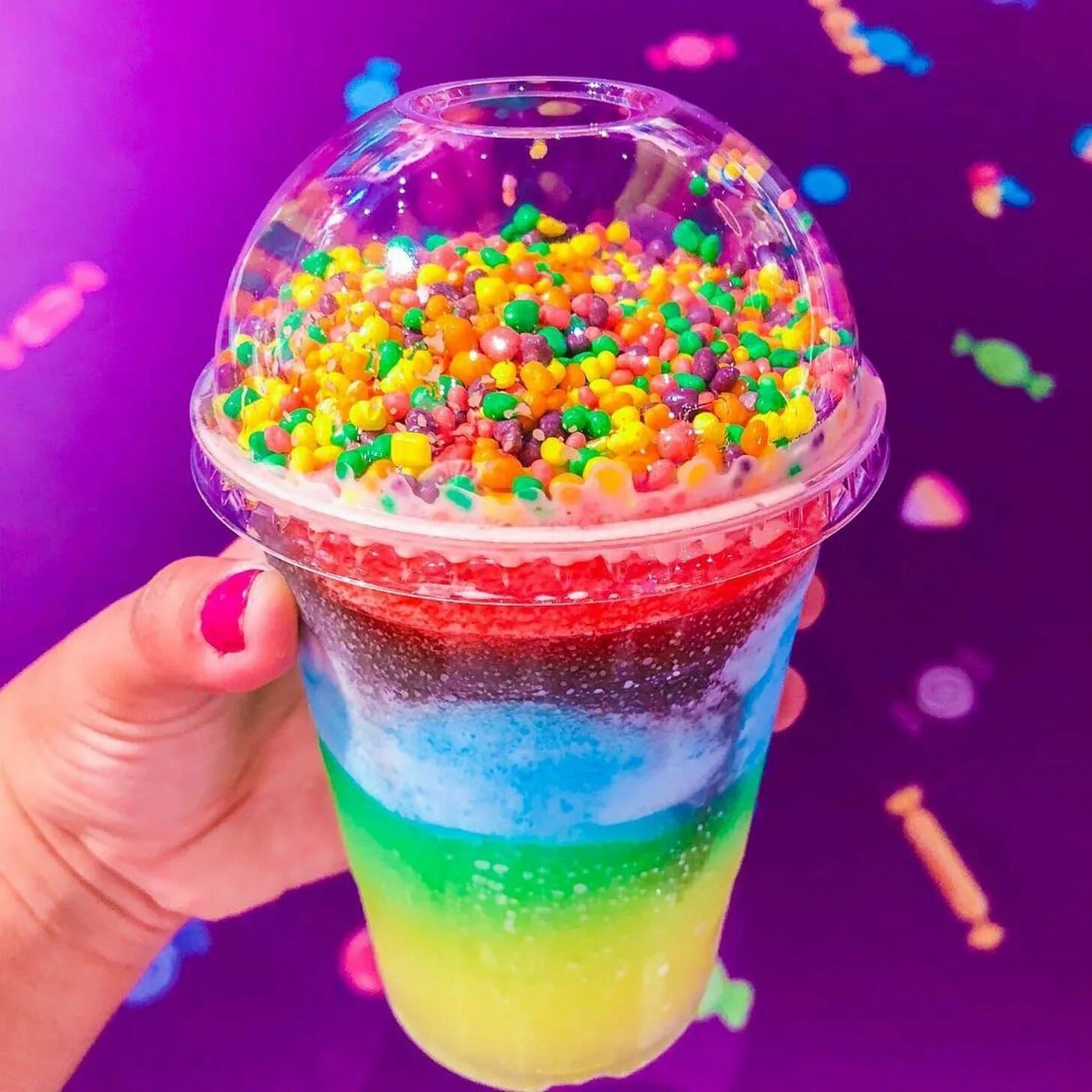 Радужное печенье с красителем. Радужная еда. Радужная еда для единорога. Радужная еда. Радужные пончики.