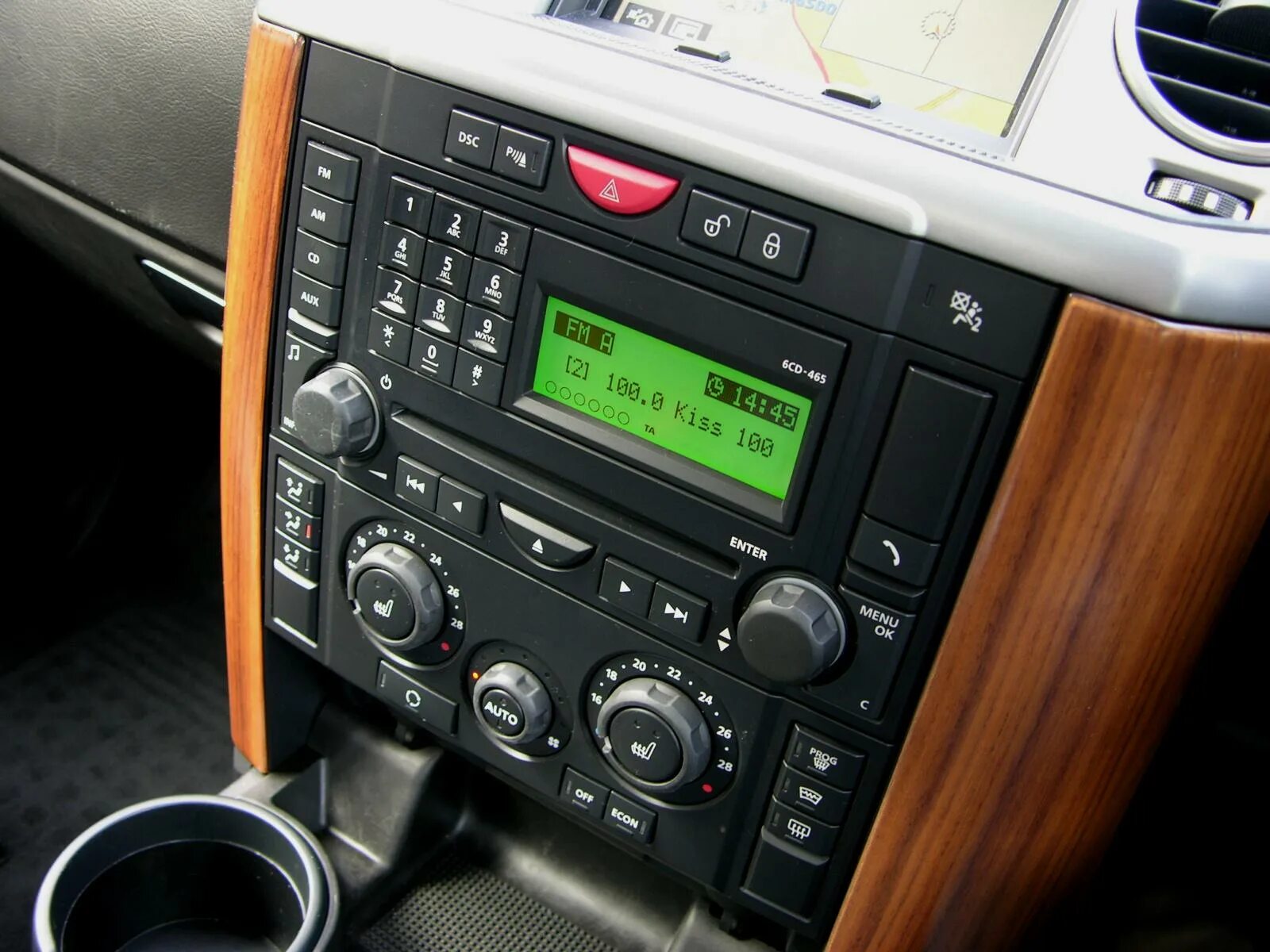Land rover discovery 3 магнитола. Land rover discovery 3 магнитола. Магнитола дискавери 4. Магнитола tesla land rover discovery 4. Discovery 3 магнитола.