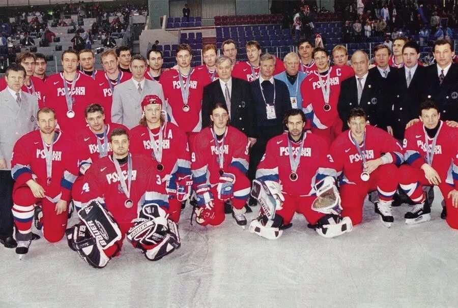 Зимняя олимпийская игра 1998 года. Нагано 1998 хоккей. 1998, Серебро хоккейной сборной России на Олимпиаде в Нагано. Нагано хоккей Россия 1998 год. Хоккей Нагано 1998 Буре.
