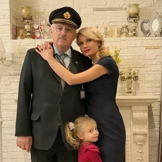 Вести бывшей семьей мужа