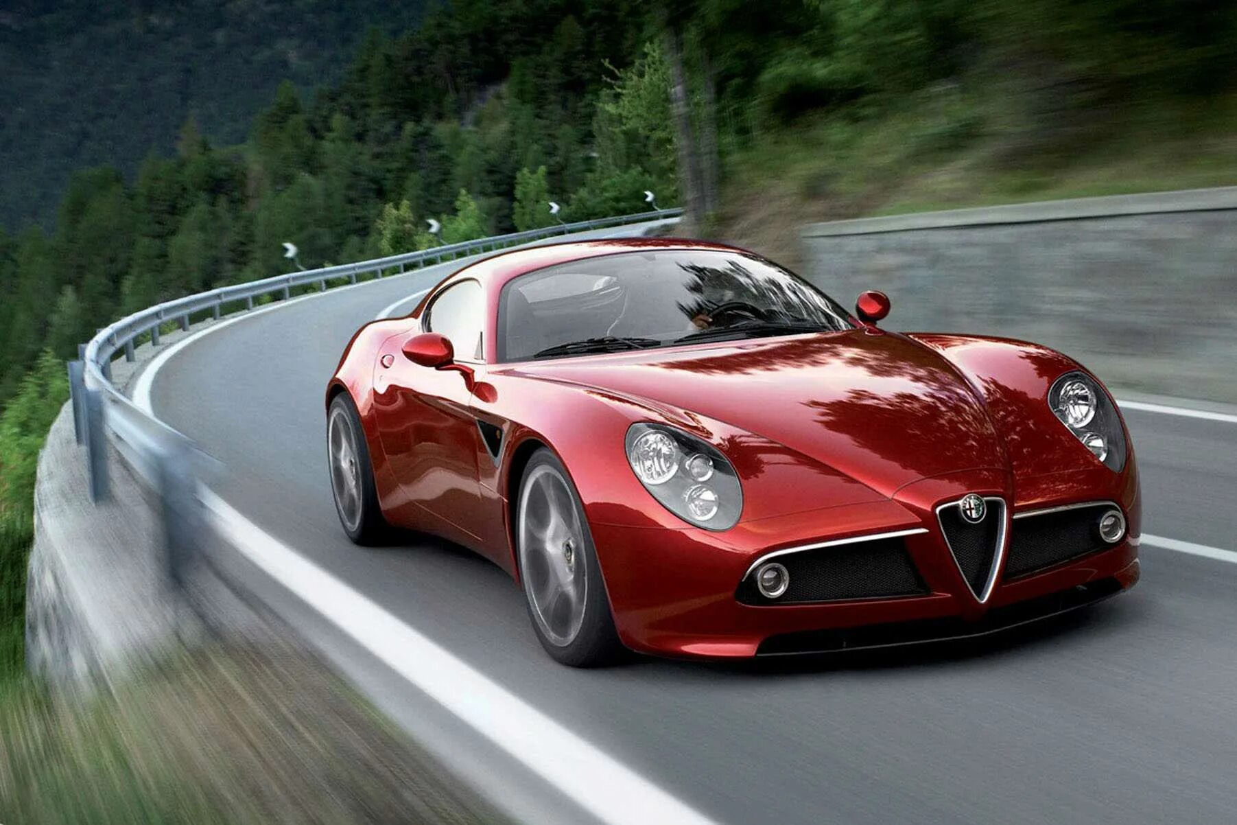 Автомобиль. Машина Alfa Romeo 8c Competizione. Alfa Romeo 8с. Alfa Romeo 8c 35. Alfa Romeo 8c 2022.