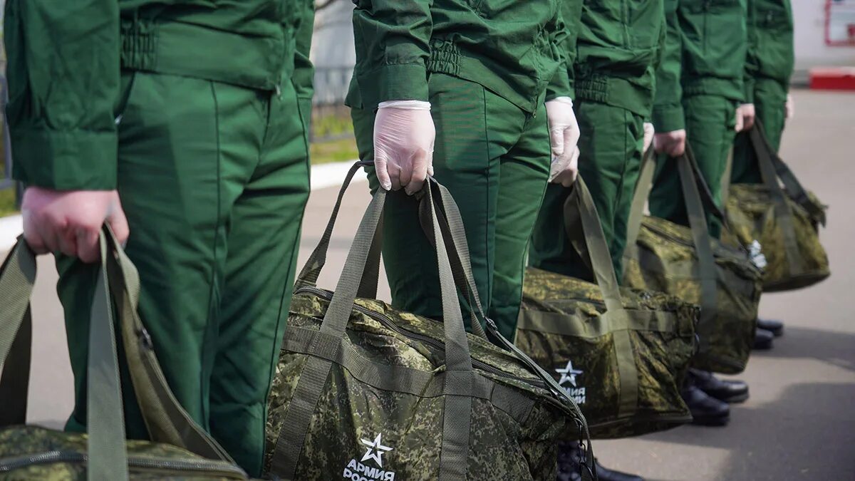 Военная форма призывников. Военный призыв. Осенний призыв. Отсрочка призыва 2022. Отсрочка призыва 2022.