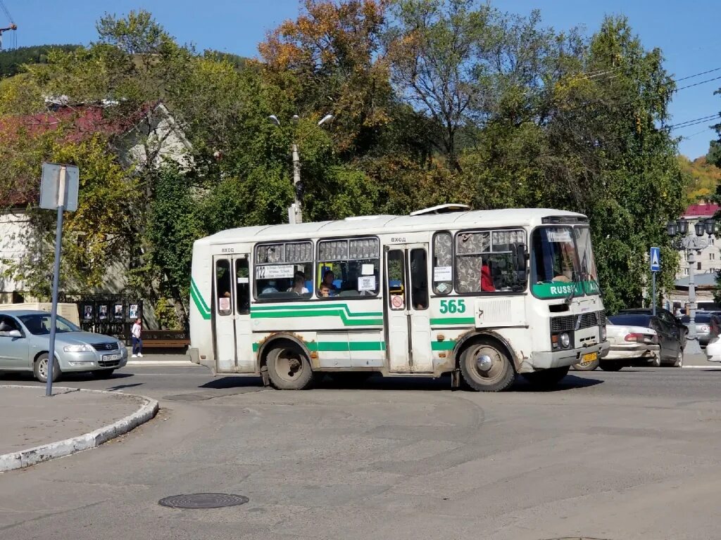 Автобус Горно-Алтайск. Автовокзал Горно-Алтайск. Автобусы в Горно Алтайске. Автобус в горный Алтай. Автовокзал горный телефон