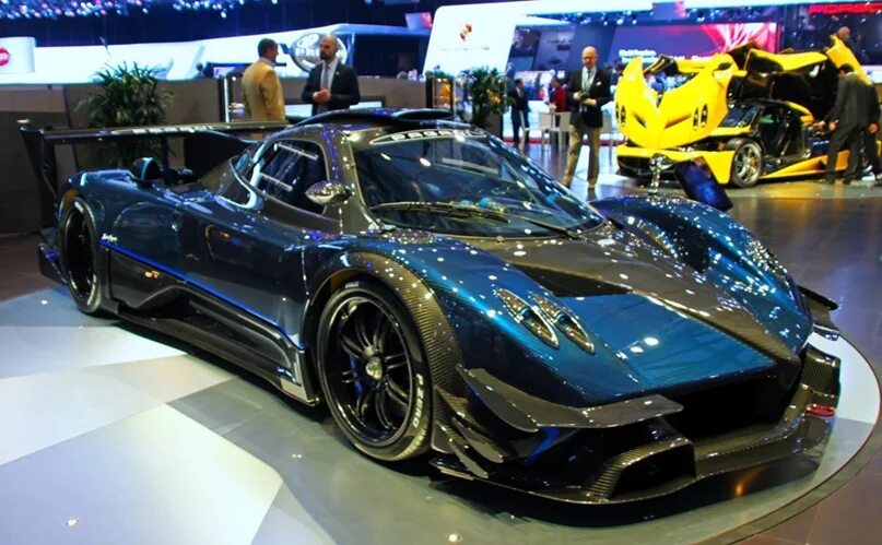 Скорость зонда. Пагани зонда революшен. Pagani Zonda максимальная скорость. Пагани зонда разгон до 100. Pagani Zonda Revolucion максимальная скорость.