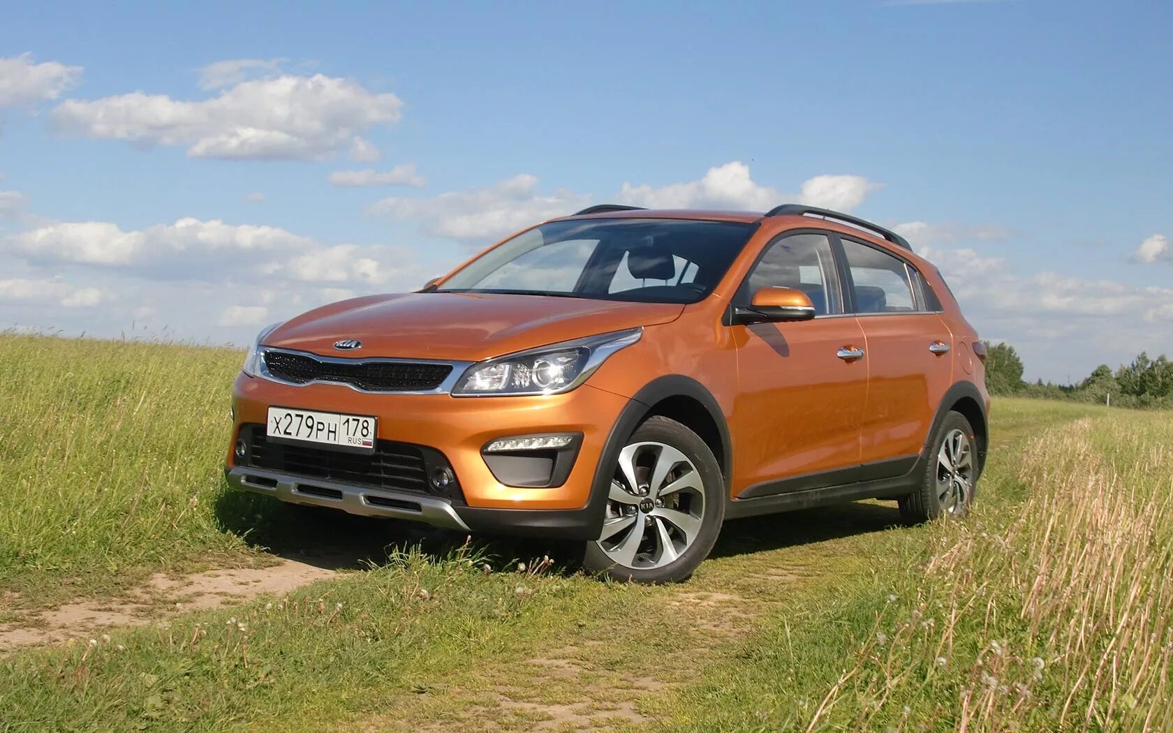 Х лайн нижний новгород. Kia Rio x-line. Киа Рио х-лайн 2017. Kia Rio x3. Kia Rio x-line 2020.