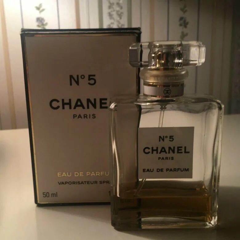 Оригинал духов chanel. Духи Шанель номер 5. Chanel 5 оригинал. Парфюм Шанель номер 5. Французские духи Шанель номер 5.