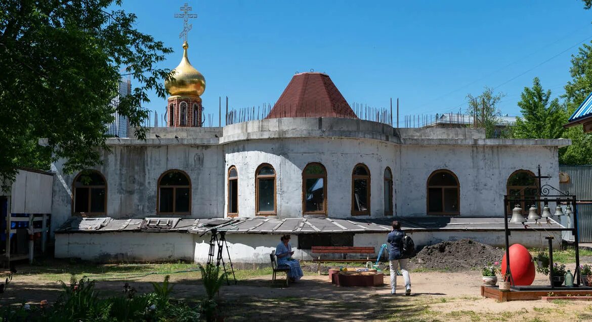 Храм живоначальной троицы в москве в хорошёве. Храм невского хорошево. Церковь живоначальной троицы в хорошеве. Храм невского хорошево. Храм невского хорошево.
