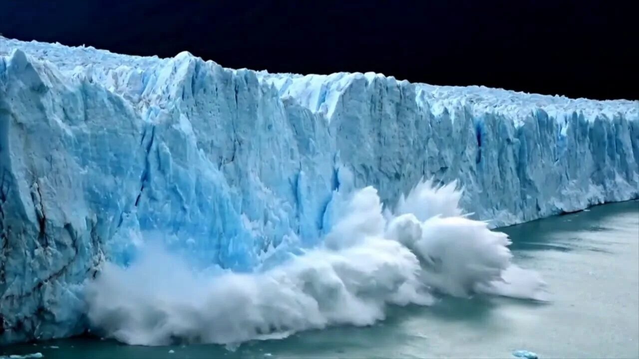 Ледяное ЦУНАМИ. Ледовое ЦУНАМИ. Ледяная стена Антарктиды. Ледяной барьер. Ледовое видео