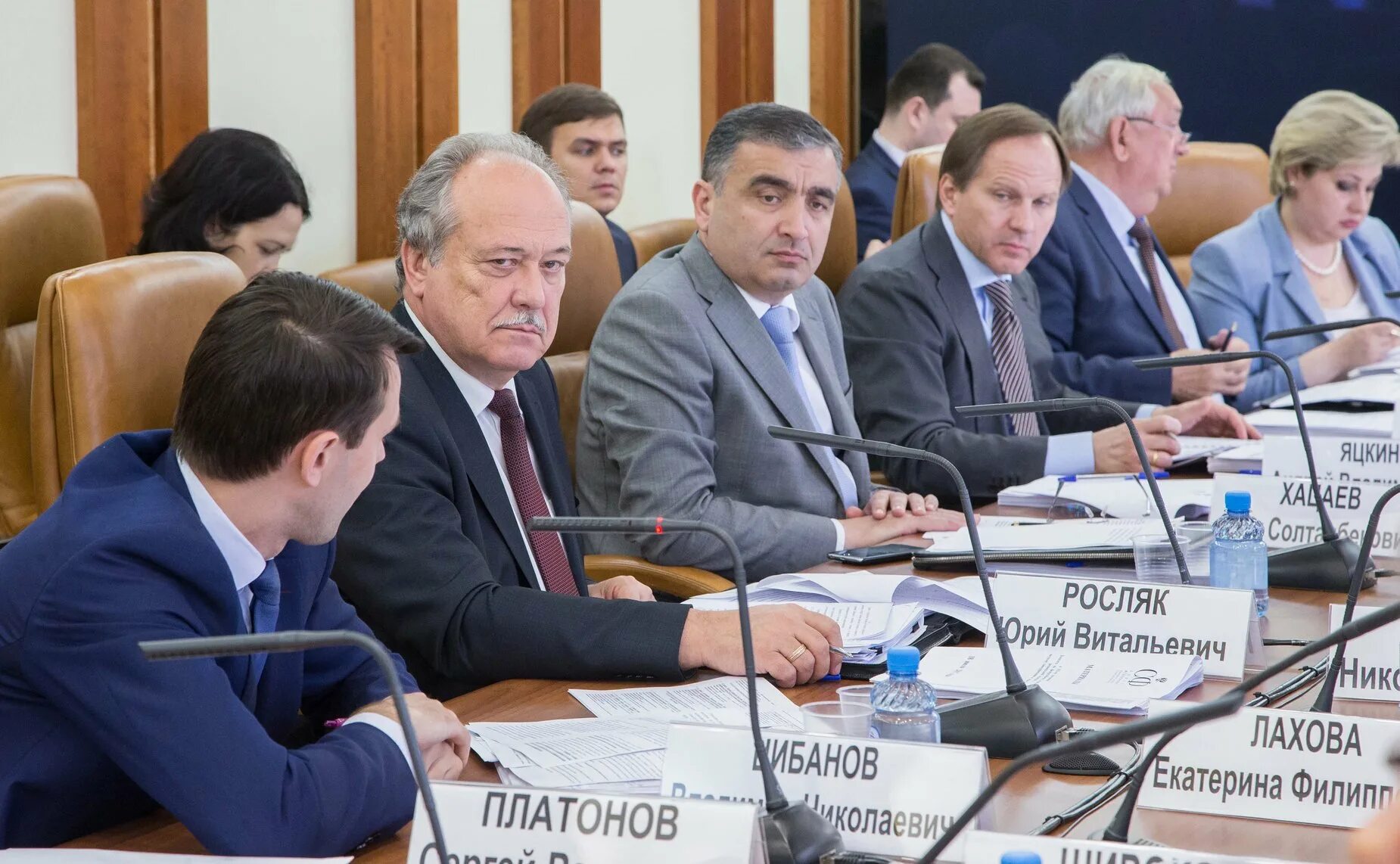 Комитет по федеративному устройству региональной политике. Андрей шевченко сенатор оренбург. Комитет по федеративному устройству региональной политике. Реформирование вузов. Совет федерации совещание.