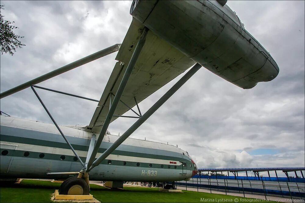 Двухвинтовой вертолёт ми-12. Ми-12 кабина. Ми-12 вертолёт характеристики. Ми-12 Томилино. Реал ми 12 про