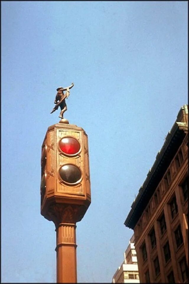 The Traffic Light Bandit - Ghosts of DC Traffic light, Traffic signal, History