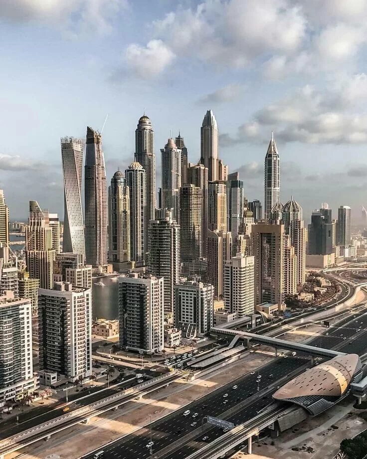 Дубай в будущем. Архитектура Объединенных арабских Эмиратов. Дубай архитектура города. ОАЭ небоскребы. ОАЭ Сити 2020.