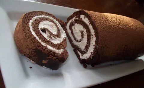 Рулет с печенью и какао