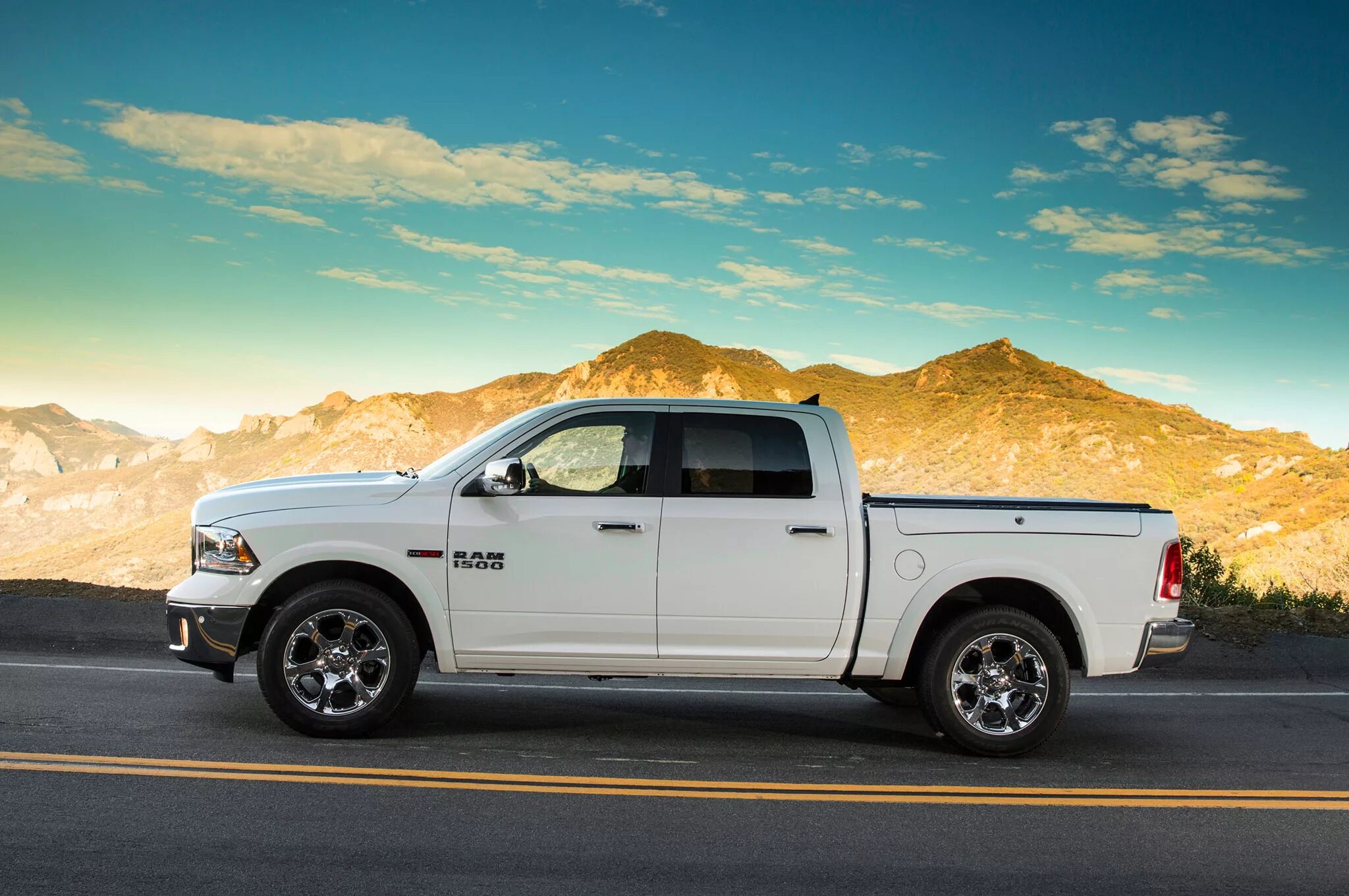 Пикап фото. Dodge Ram 1500. Dodge Ram 1500 ECODIESEL. Dodge Ram 1500 2014. Додж пикап Ram 1500.