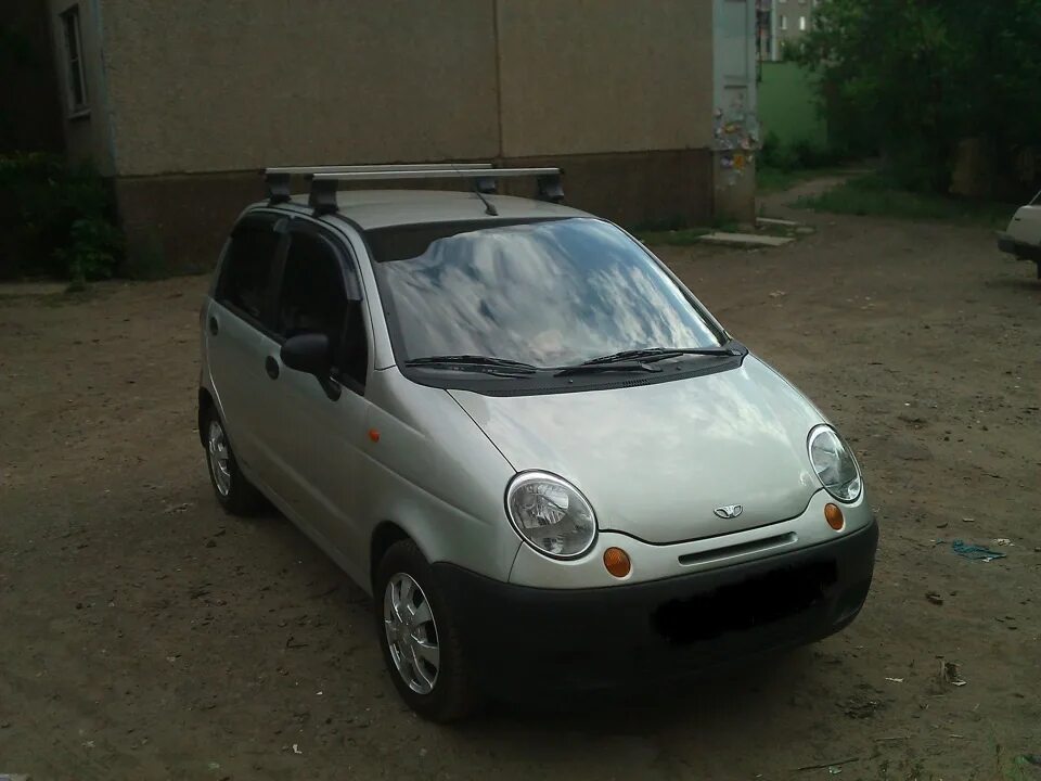 матиз черный бампер серый кузов. матиз 2001 с рейлингами. рейлинги дэу матиз. Daewoo matiz багажник. Daewoo matiz багажник.