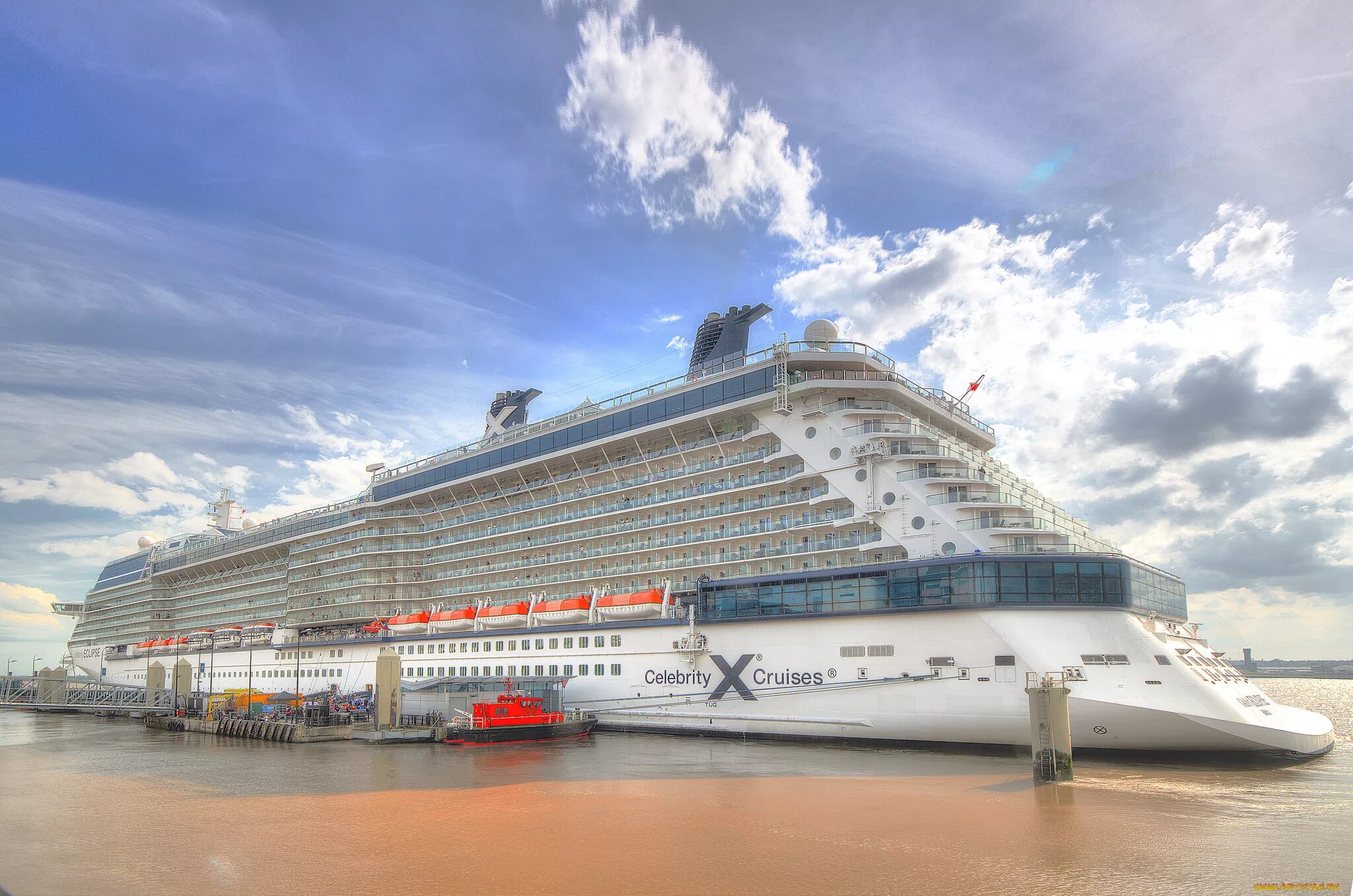 Celebrity Eclipse - Okružní plavby
