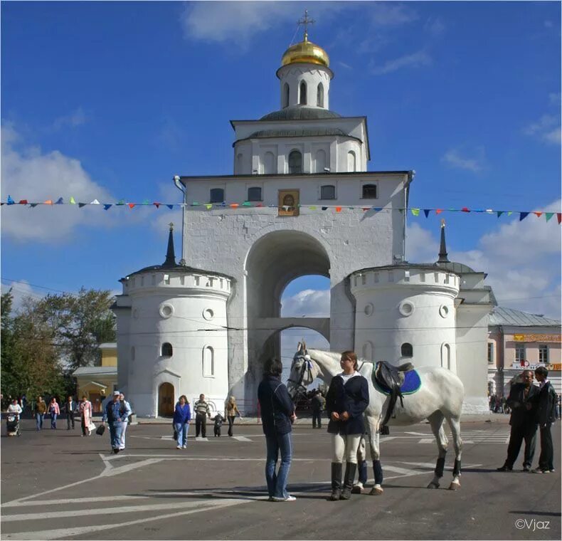 Золотые врата Владимиро Суздаль. Город Иваново-золотые ворота.
