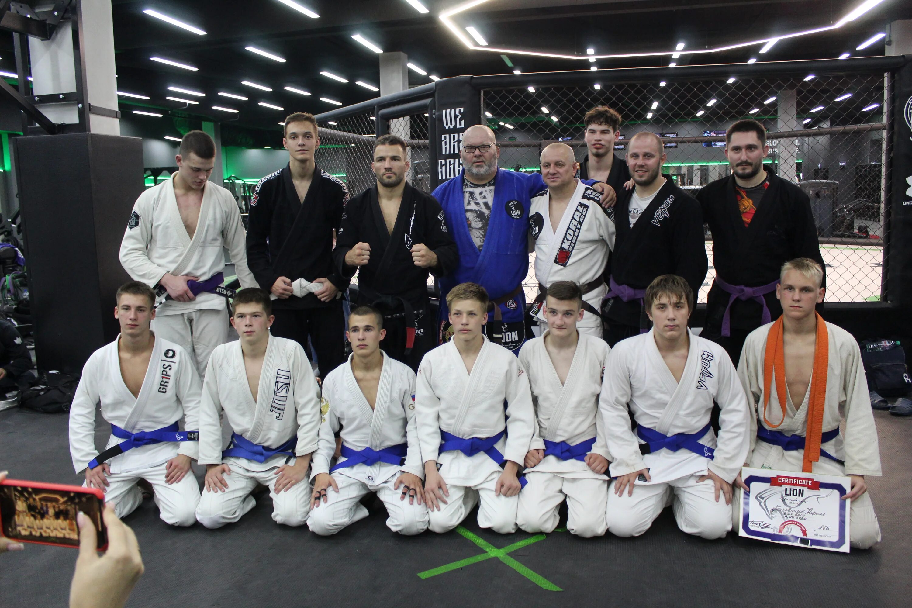 тренер по джиу джитсу