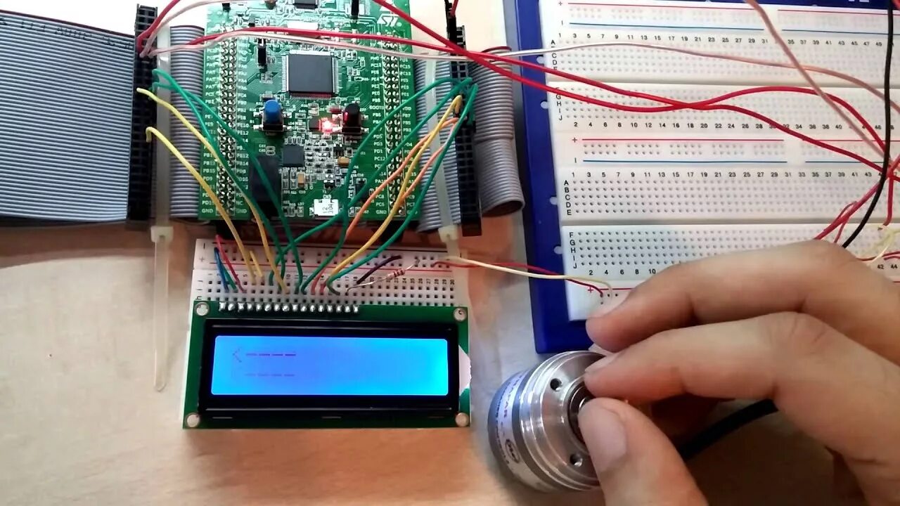Stm32 encoder. Энкодер stm32. embedded system stm32. подключение энкодера к stm32. digital encoder прибор.