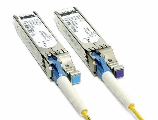 Sfp модуль интерфейс. Sfp модуль оптический одномодовый. оптический кабель для sfp модуля. cisco 3850 sfp модуль. sfp модуль с оптикой.