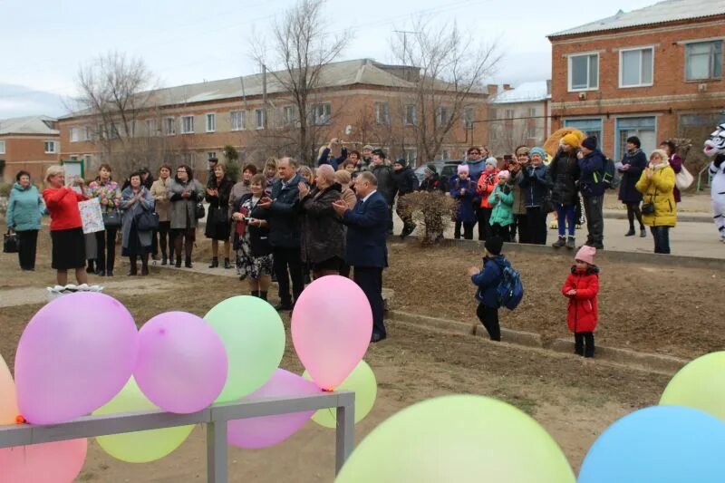 Погода в горном саратовской области рп5. Посёлок горный Краснопартизанский район. Горный Краснопартизанский район Саратовская область. Красно пратизанский раен паселок горный. Саратовская область Краснопартизанский район горный детский сад.